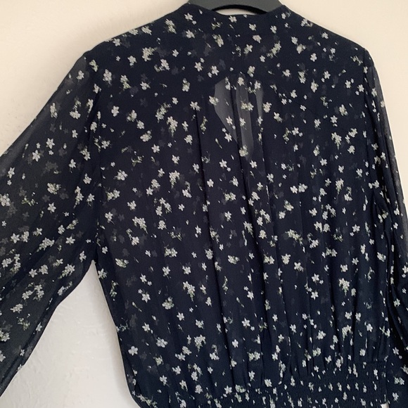 RAG & BONE Calista Floral Blouse in Navy Blue Size XS - Picture 3 of 13